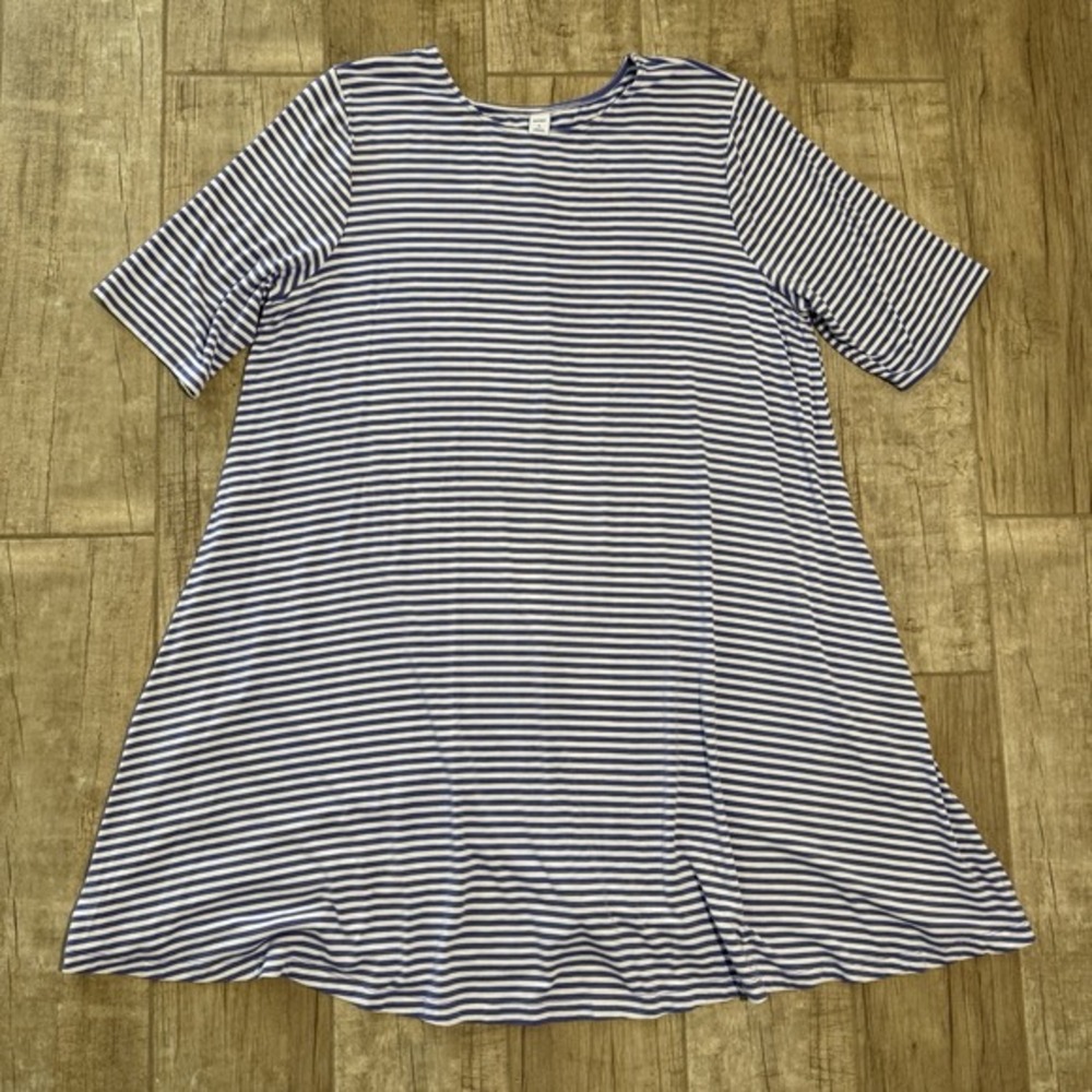 Black & White Striped Tshirt Dress Size L